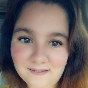 Meet your Posher, Tabitha